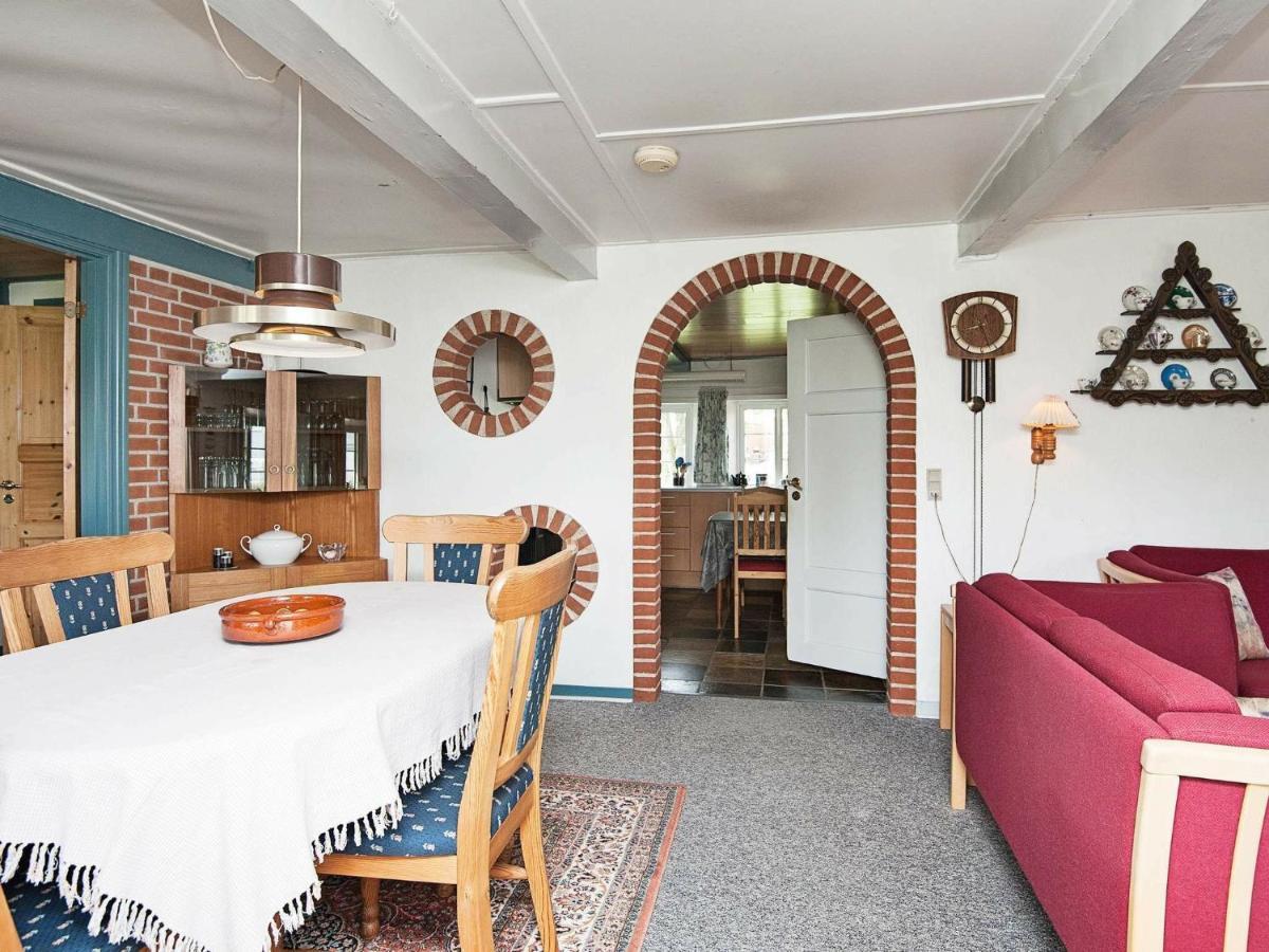 4 Person Holiday Home In Bredebro Ballum Ruang foto